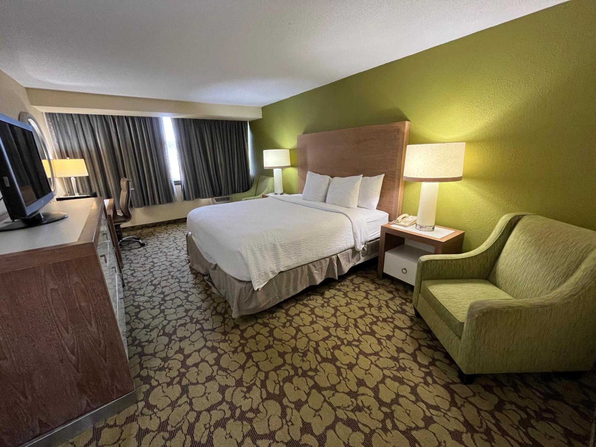 Ramada Plaza By Wyndham Charlotte South End Airport Hotel Luaran gambar