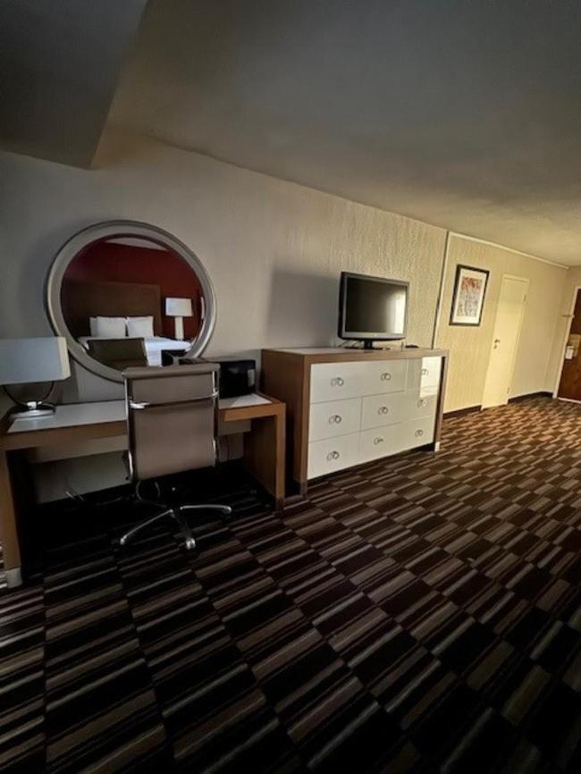 Ramada Plaza By Wyndham Charlotte South End Airport Hotel Luaran gambar
